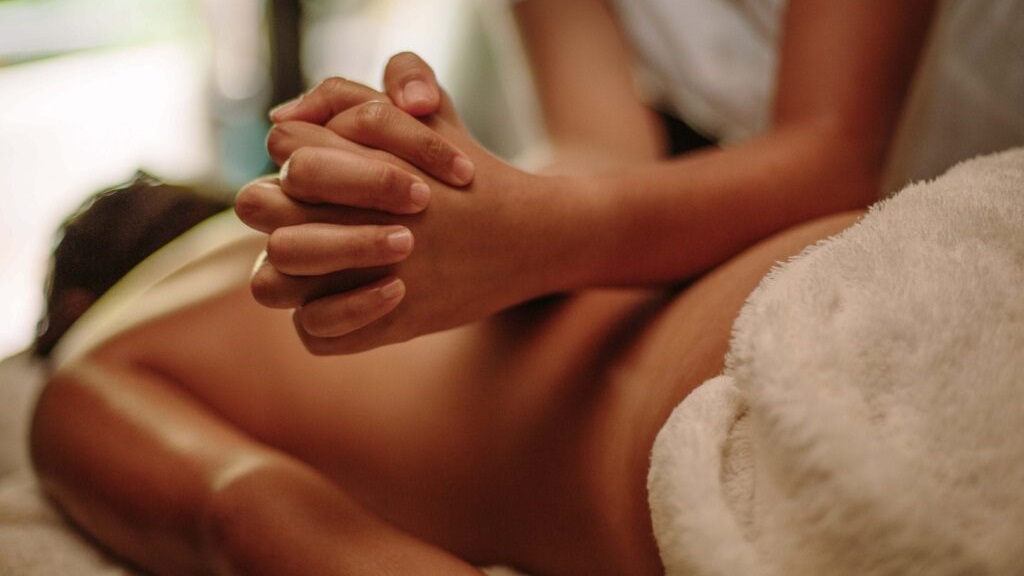 Lomi Lomi Massage Athens